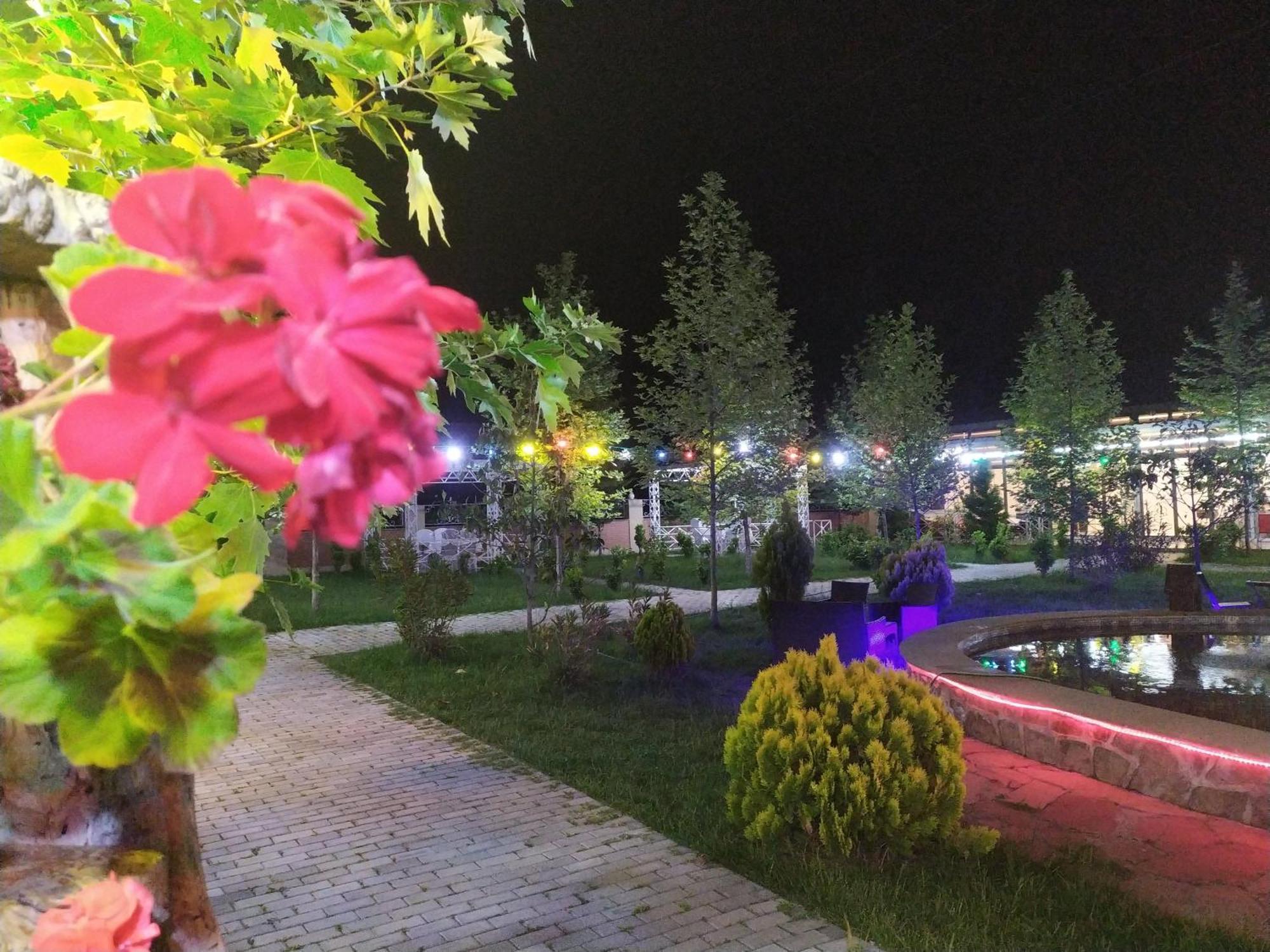 Gabala Bliss Inn Hotel And Restaurant Exterior photo
